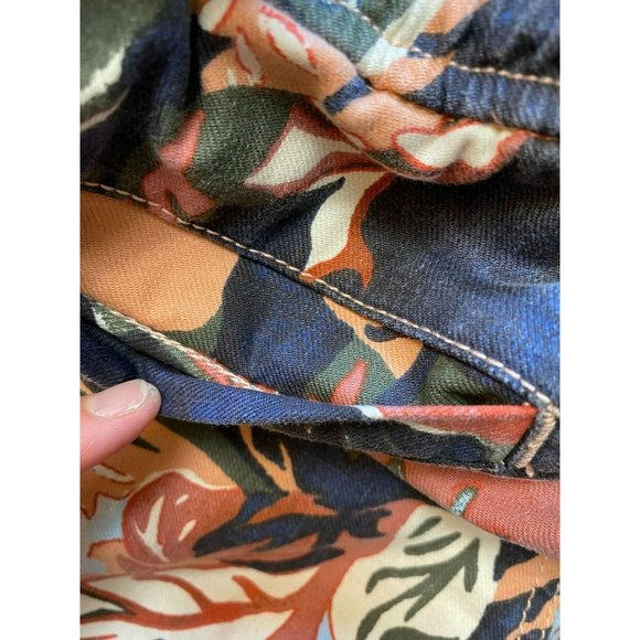 L.L. Bean Signature Salmon Pink Twill Cotton Foliage Print Pull-On Shorts XS - Picture 7 of 12